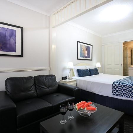 Toowong Central Motel Apartments Brisbane Bagian luar foto